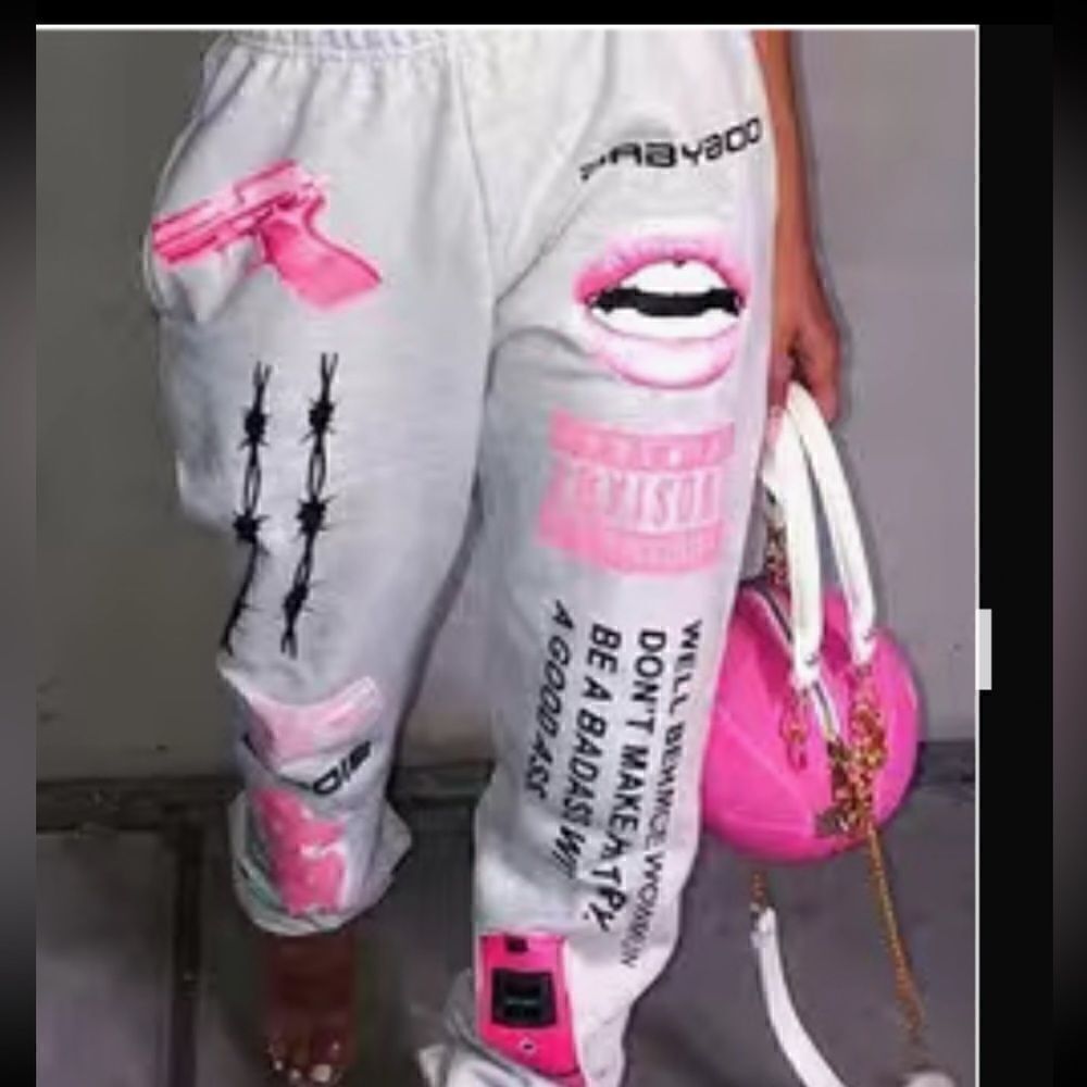Y2K Printed joggers. Elastic at the ankle letter print with pockets. . Polyester